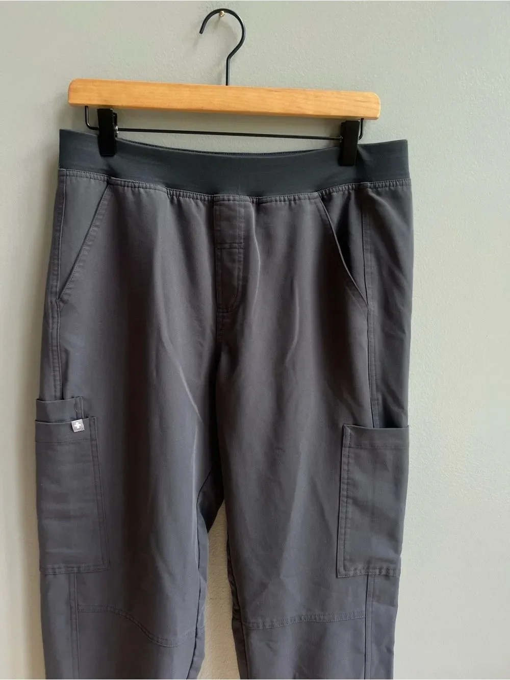 Figs Mens Slim Axim Scrub Pants Straight Leg 7 Pocket Charcoal Gray Medium